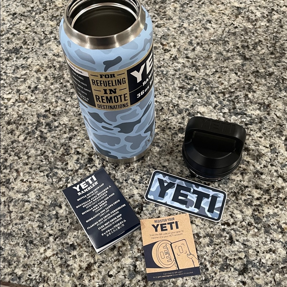 YETI Rambler 36 oz Bottle with Chug Cap - Picture 6 of 9